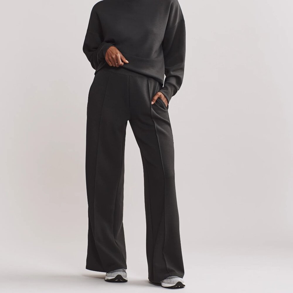 Rhone DreamGlow Trouser in Black